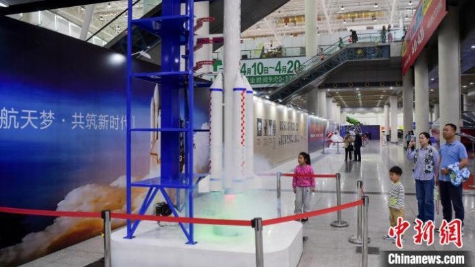 中新社跟濟南電視臺對網標集團旗下航天展項目進行的聯(lián)合報道！